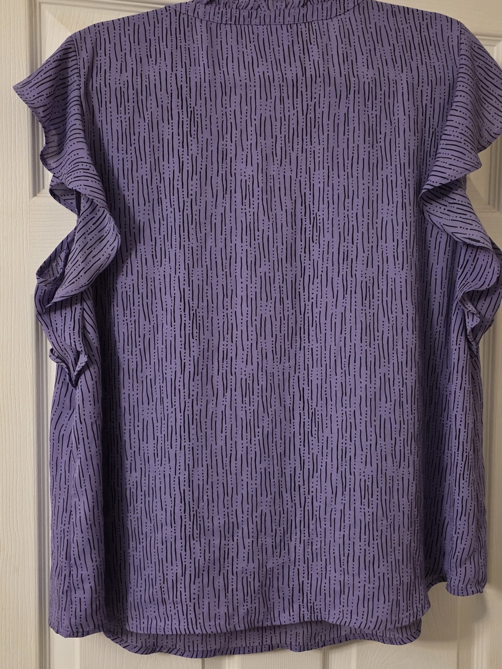 Liz Claiborne XL Purple Abstract Print Ruffle Sleeve V-Neck Blouse